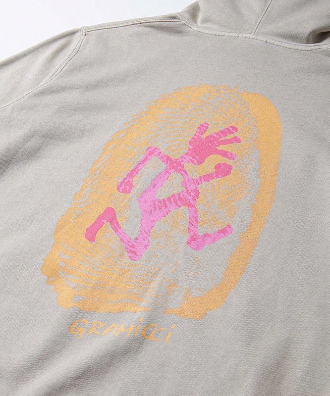 Gramicci  Thumbprint Hooded Sweatshirt, Sand pigment