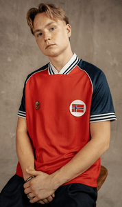 Hovedbilde NFF Retro Tee Home