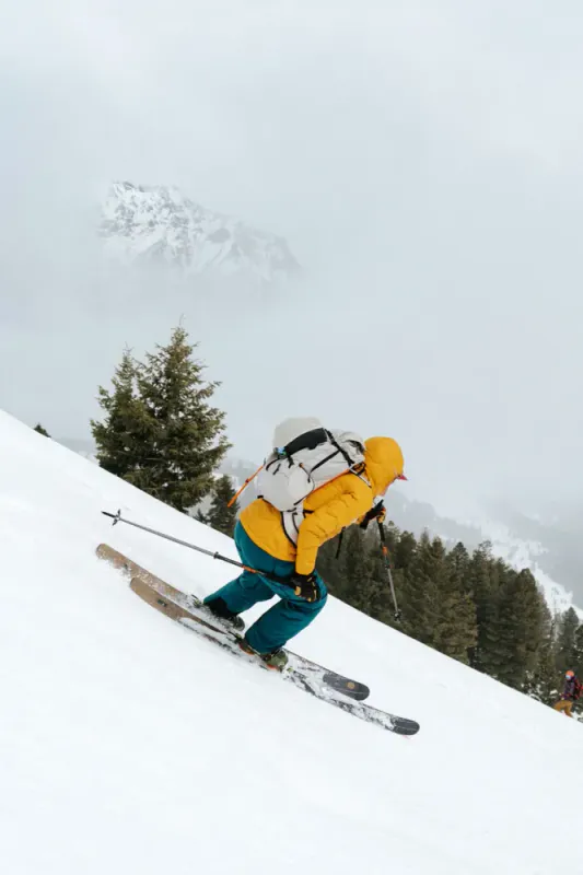 4FRNT Nevar ski